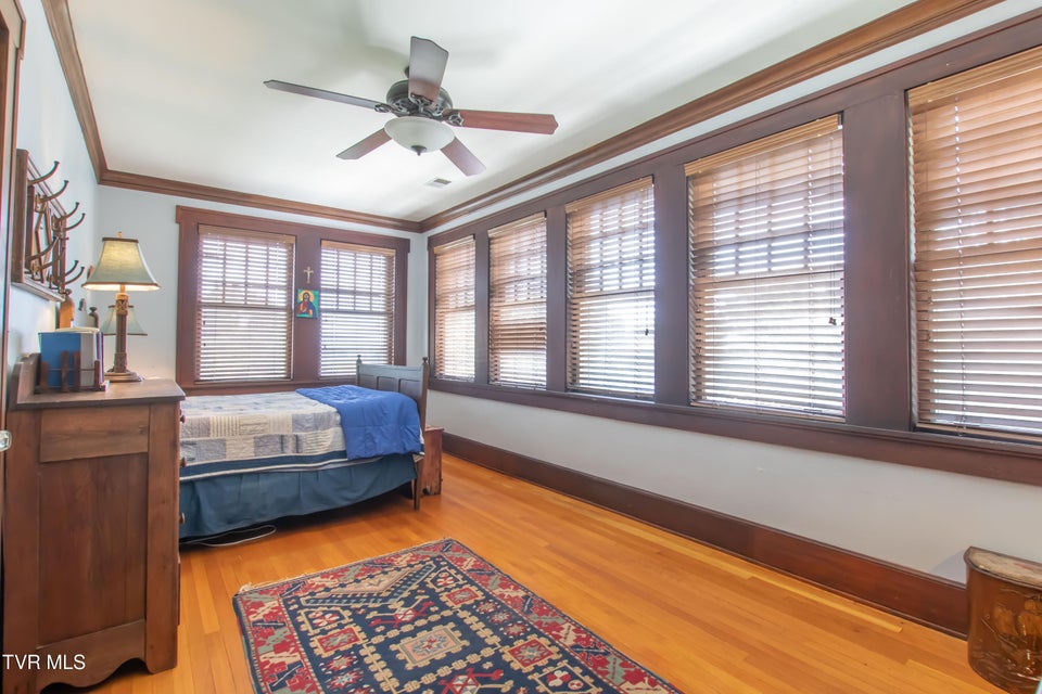 Photo #40: 940 Park St Street