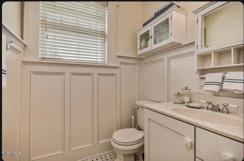 Photo #42: 940 Park St Street