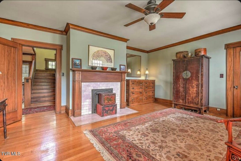 Photo #46: 940 Park St Street