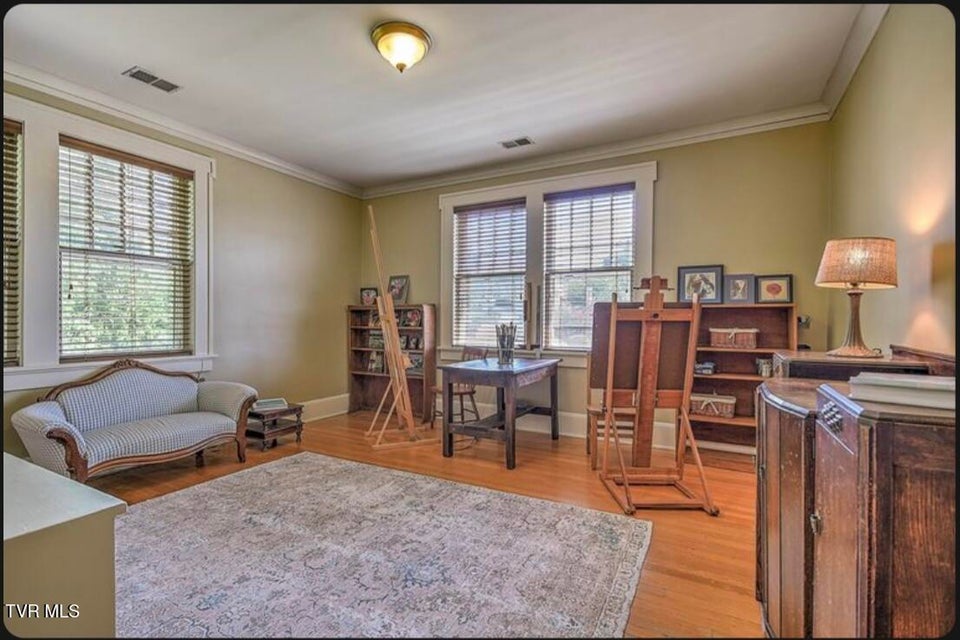 Photo #51: 940 Park St Street