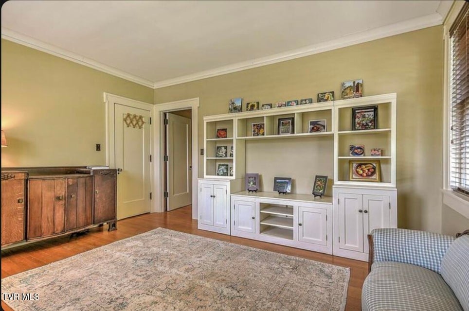 Photo #52: 940 Park St Street