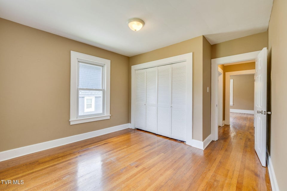 Photo #18: 1019 Florida Avenue
