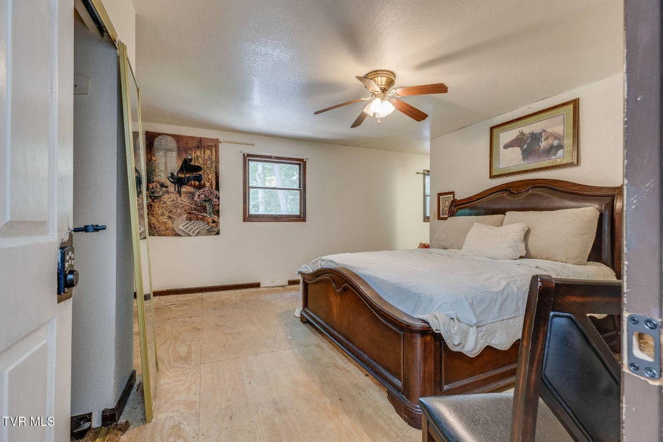 Photo #13: 226 Castaway Drive