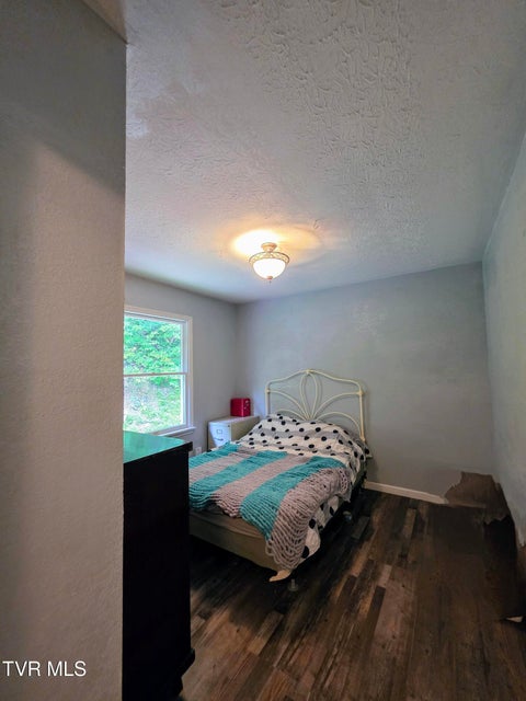 Photo #14: 948 Victoria Dr