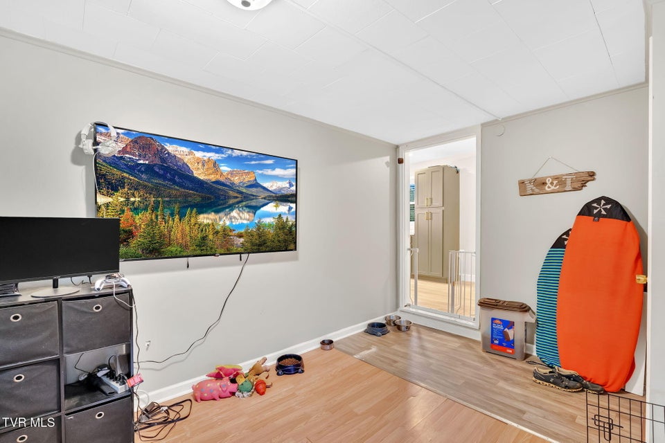 Photo #9: 104 Lynn Lane