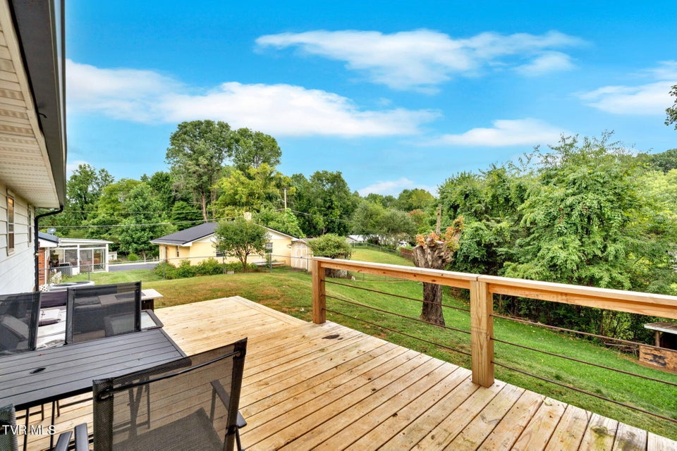 Photo #17: 104 Lynn Lane