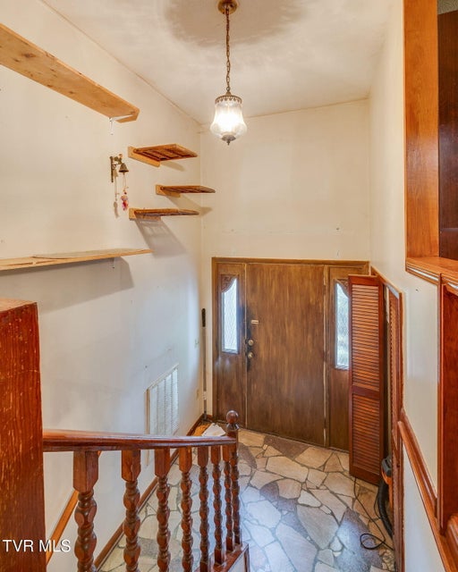 Photo #7: 125 Walker Street