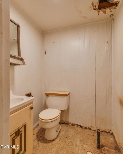 Photo #34: 125 Walker Street