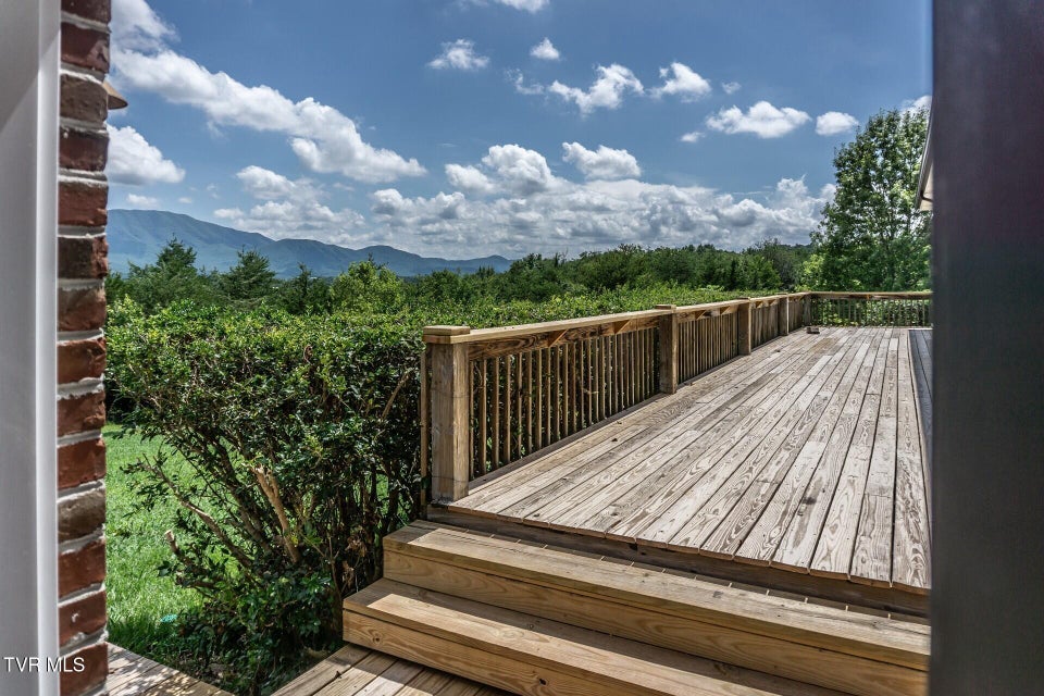 Photo #37: 456 Greystone Road