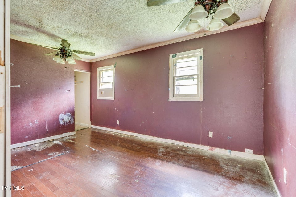 Photo #7: 505 Rogers Avenue