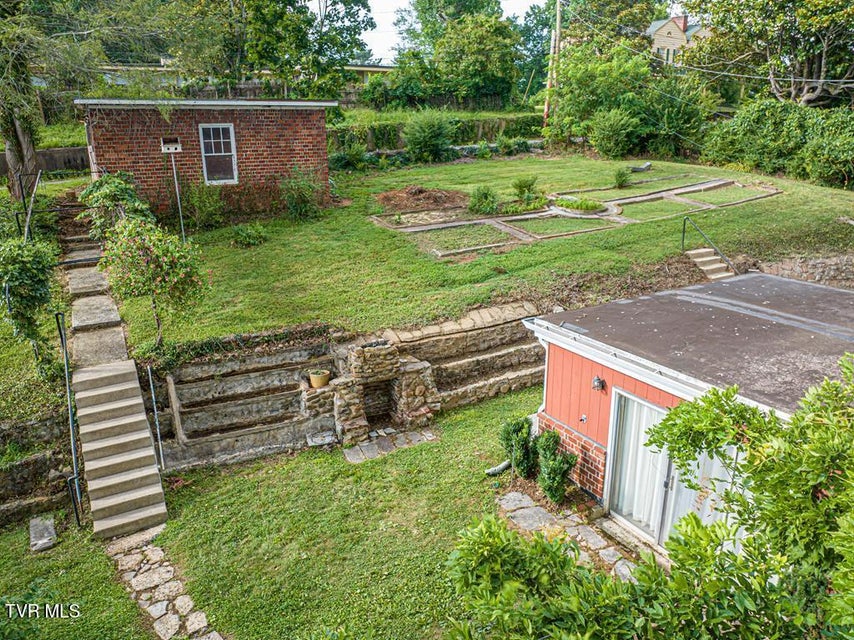 Photo #16: 801 Prospect Avenue