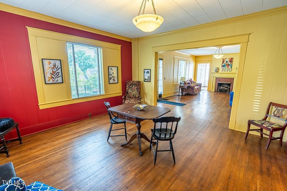 Photo #33: 801 Prospect Avenue