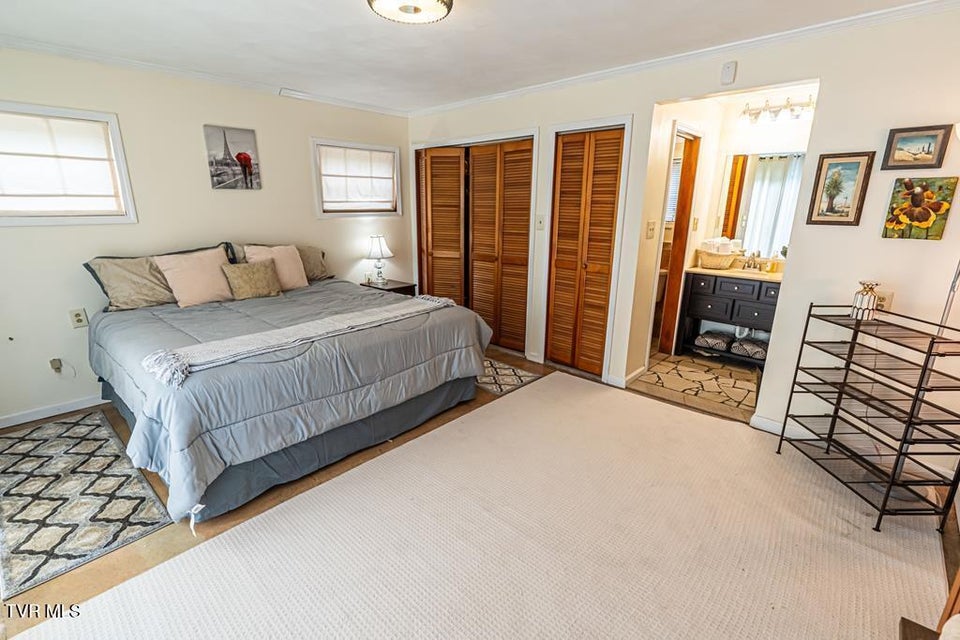 Photo #51: 801 Prospect Avenue