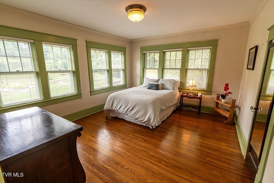 Photo #61: 801 Prospect Avenue