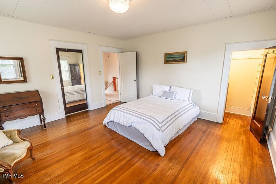Photo #69: 801 Prospect Avenue