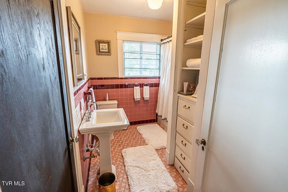 Photo #71: 801 Prospect Avenue
