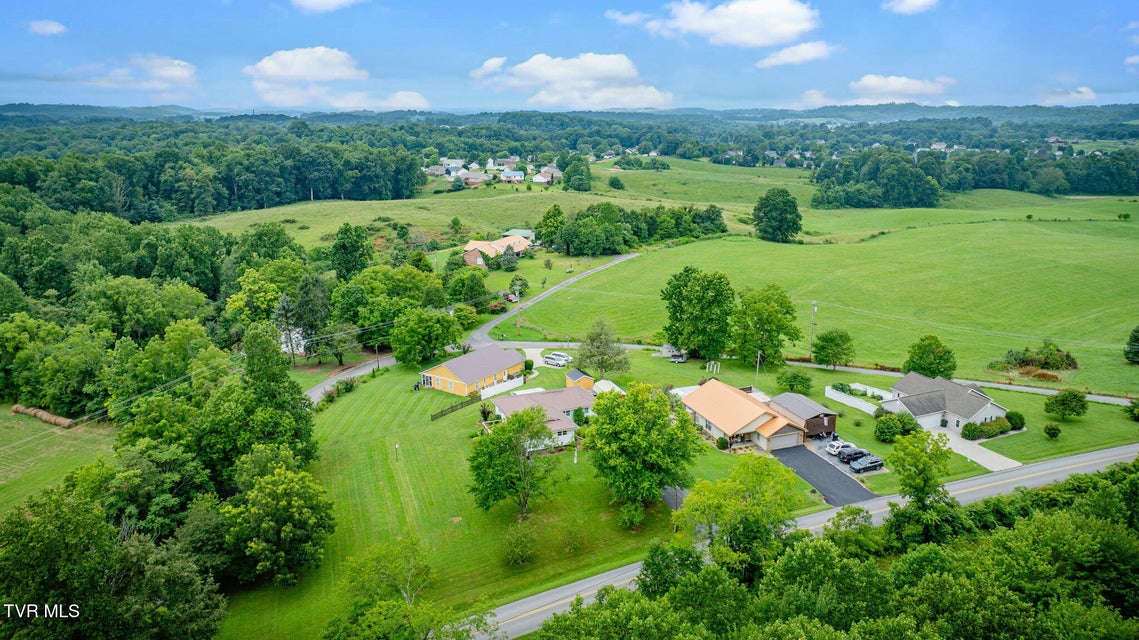 Photo #33: 1010 Mill Springs Road