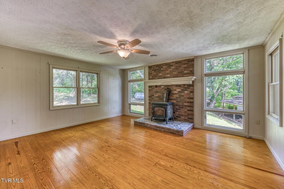 Photo #17: 501 Atwood Street