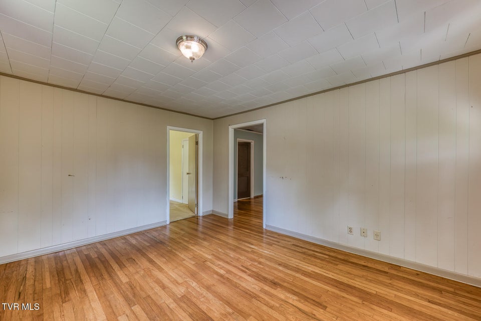 Photo #34: 501 Atwood Street