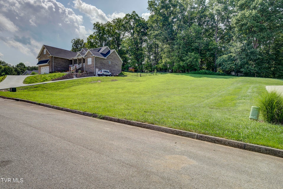 Photo #3: 172 Sugarcane Lane