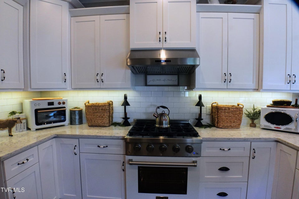 Photo #22: 285 Princeton Gardens Drive