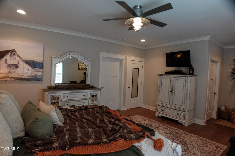 Photo #43: 285 Princeton Gardens Drive