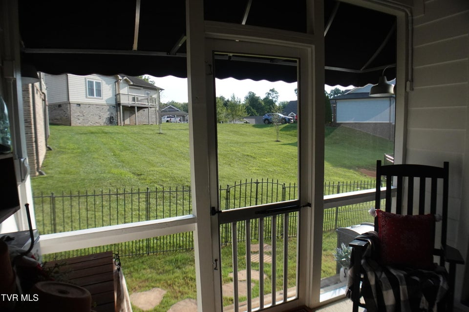 Photo #33: 285 Princeton Gardens Drive