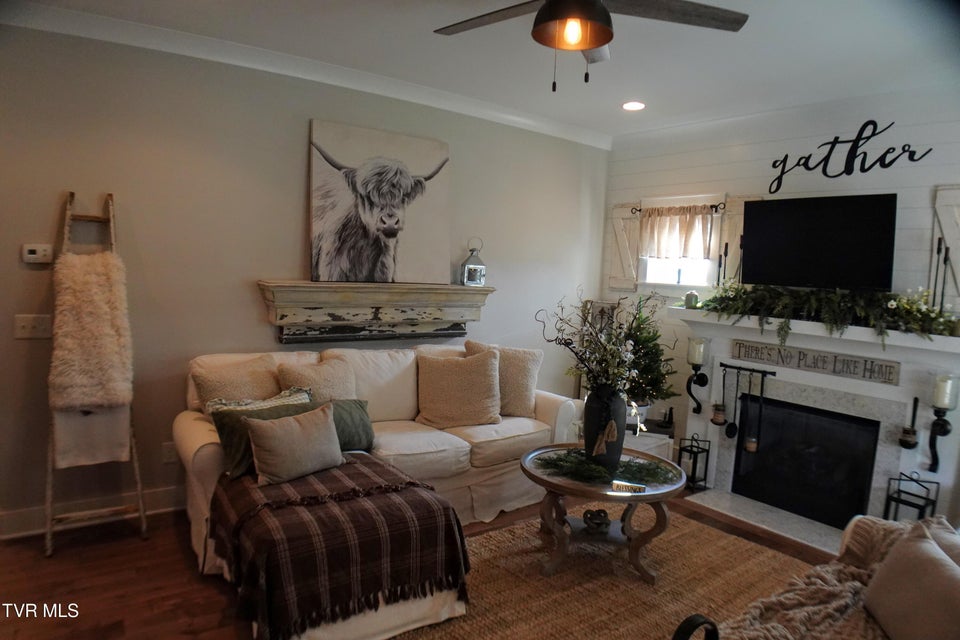 Photo #14: 285 Princeton Gardens Drive