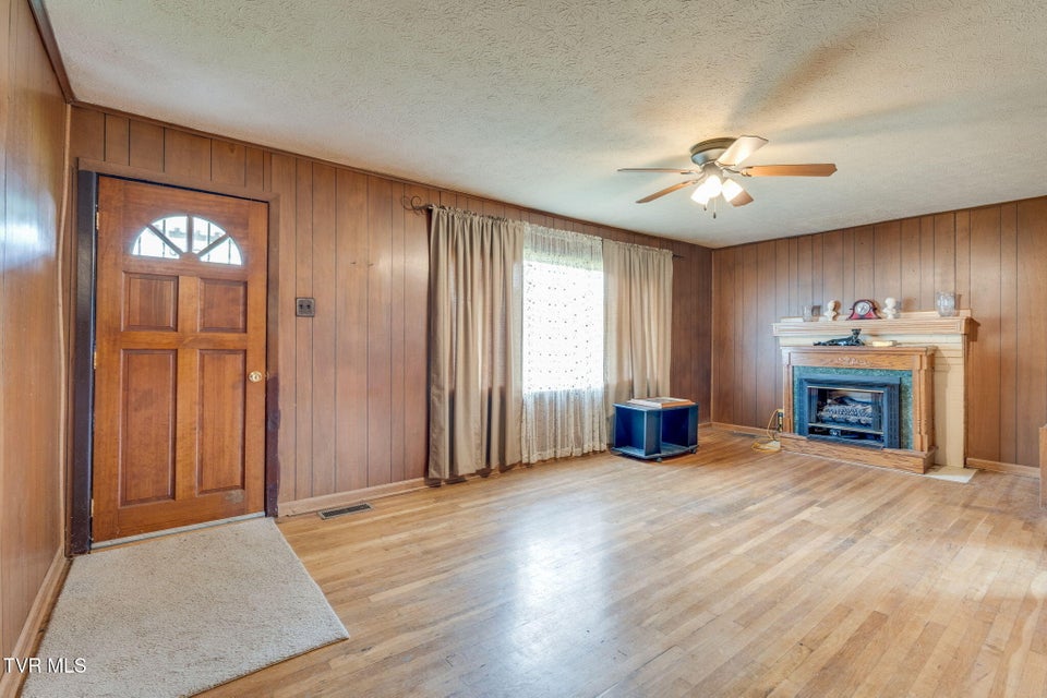 Photo #4: 40736 Morgan Avenue