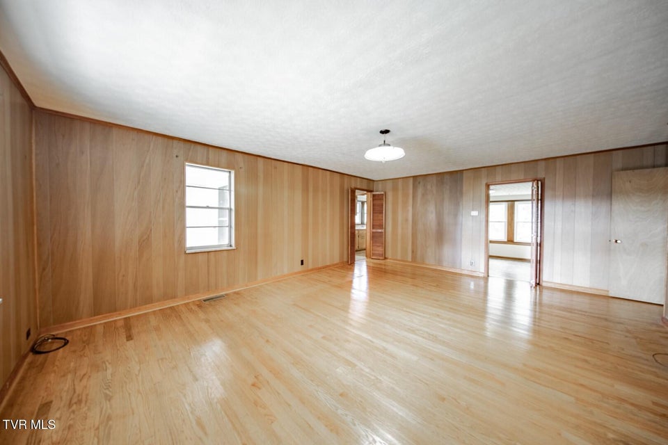 Photo #12: 141 Hiola St