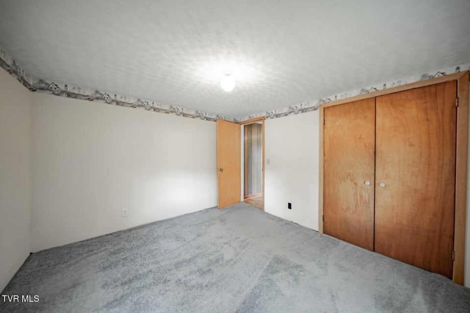 Photo #19: 141 Hiola St