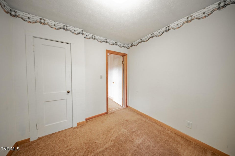 Photo #24: 141 Hiola St