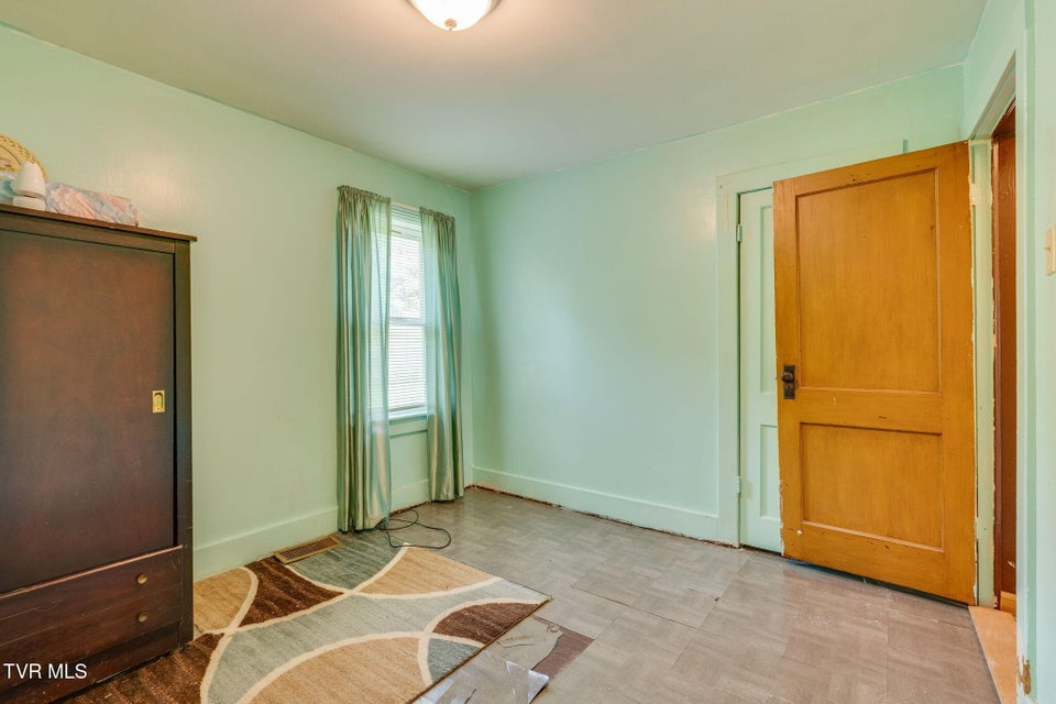 Photo #17: 40736 Morgan Avenue