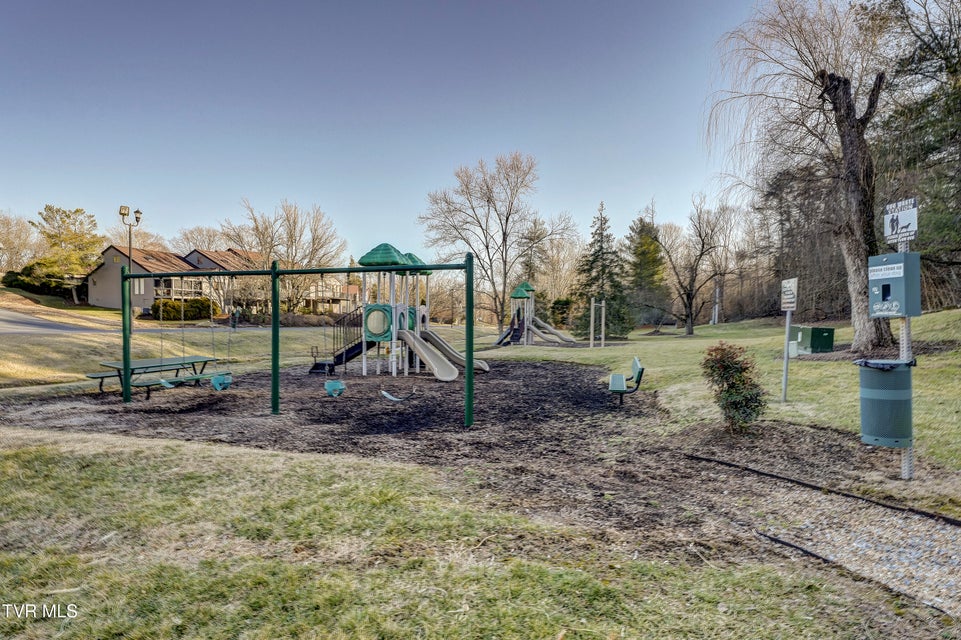 Photo #36: 261 Willowbend Place