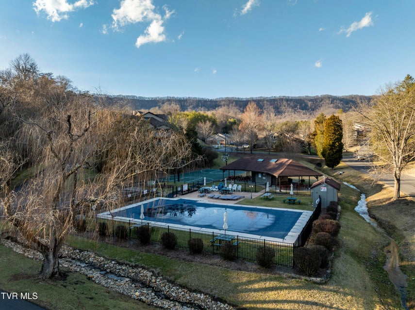Photo #41: 261 Willowbend Place