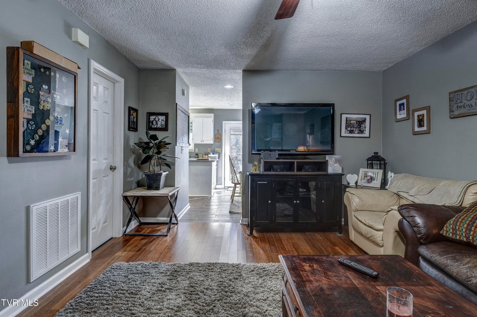 Photo #7: 261 Willowbend Place