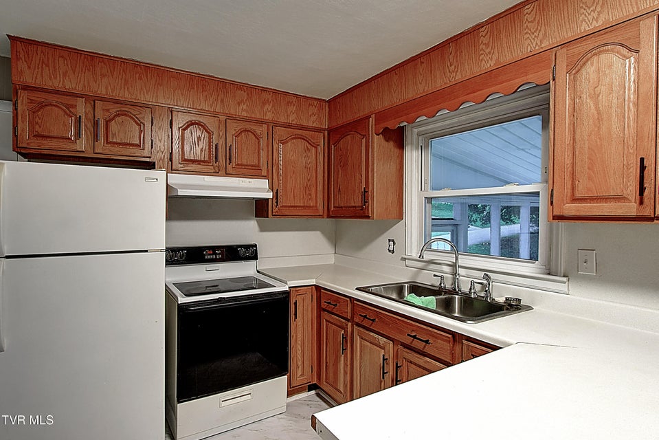 Photo #13: 1119 Ledford Street
