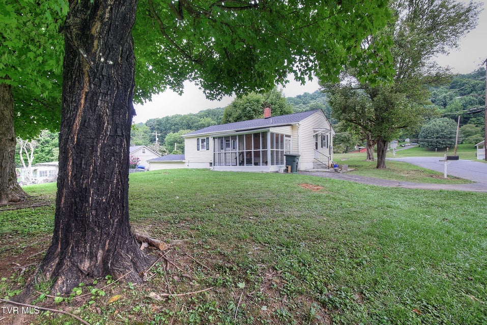 Photo #27: 1119 Ledford Street