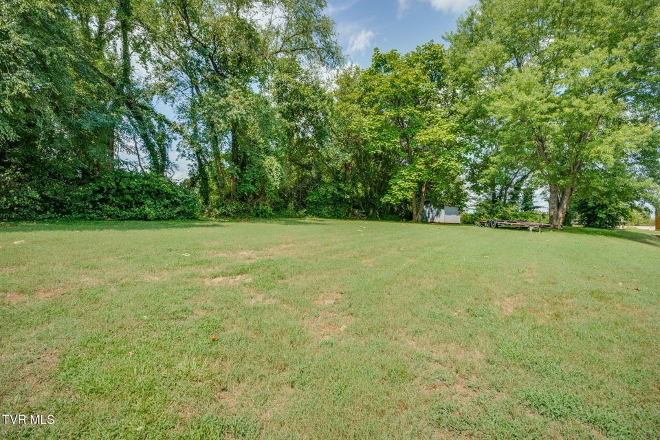 Photo #7: 617 Drake Ave Avenue