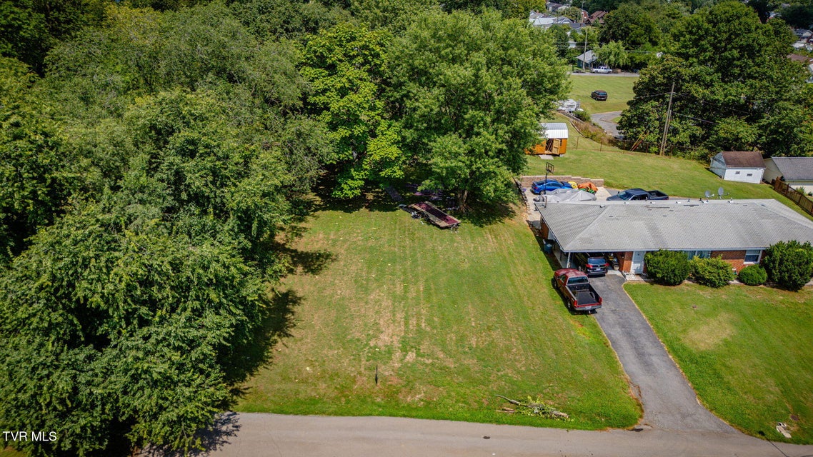 Photo #12: 617 Drake Ave Avenue