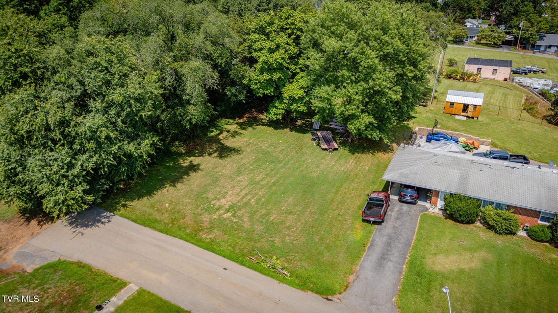 Photo #13: 617 Drake Ave Avenue