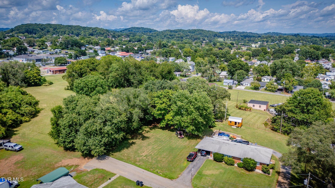Photo #14: 617 Drake Ave Avenue
