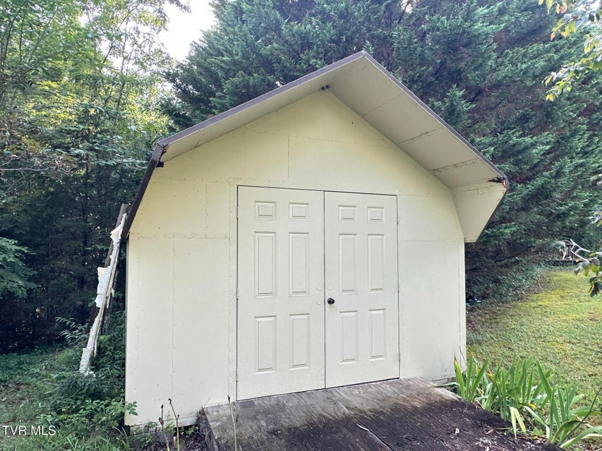 Photo #19: 252 Slaton Farm Road