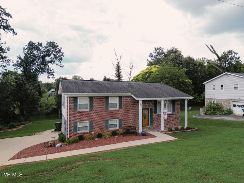Photo #2: 300 Pinecrest Drive