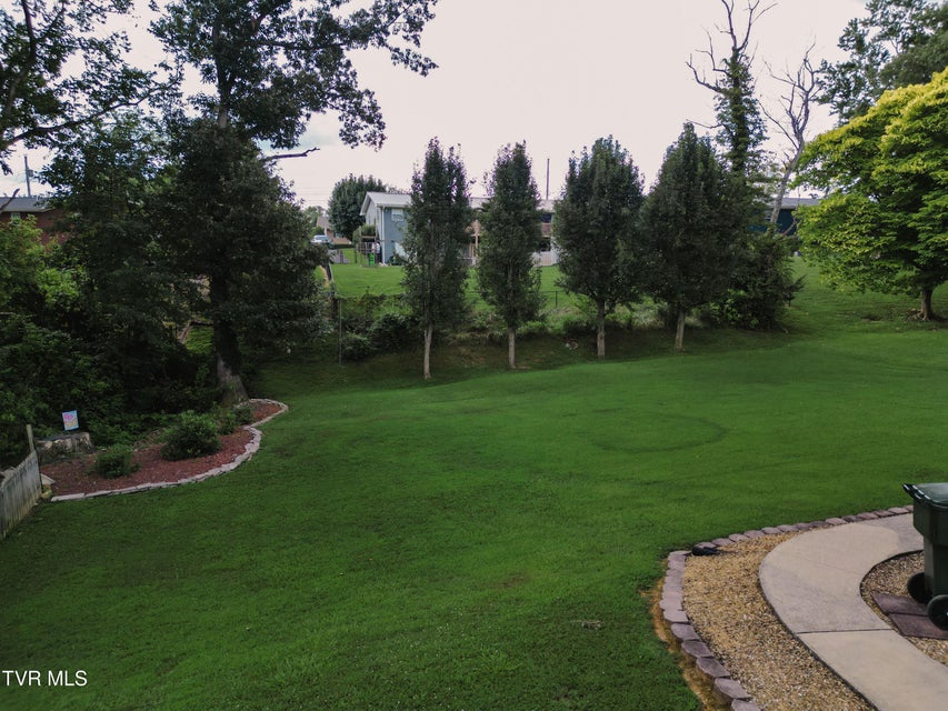 Photo #12: 300 Pinecrest Drive