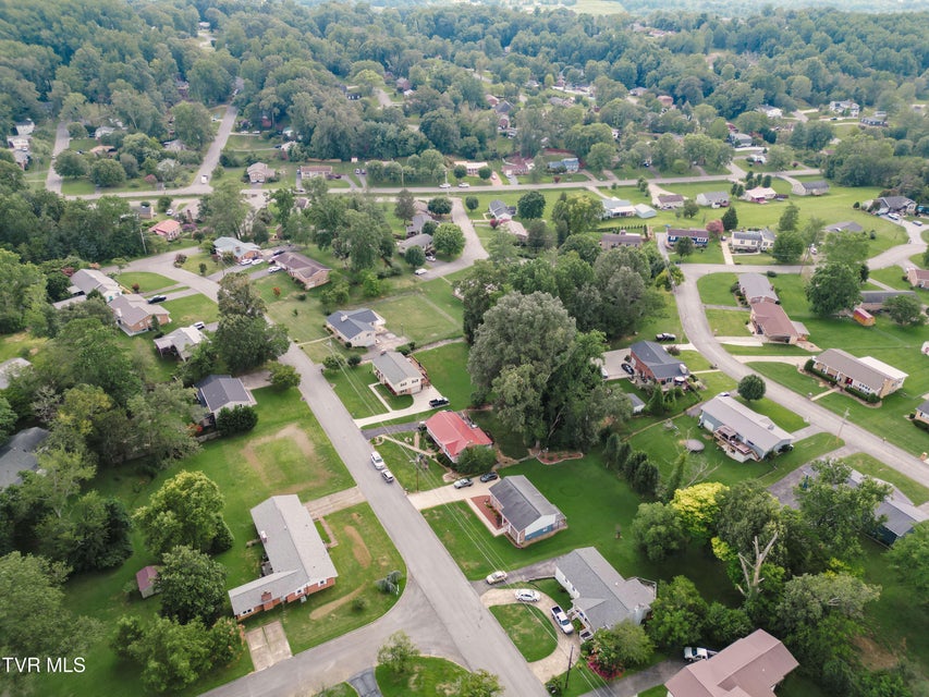 Photo #15: 300 Pinecrest Drive