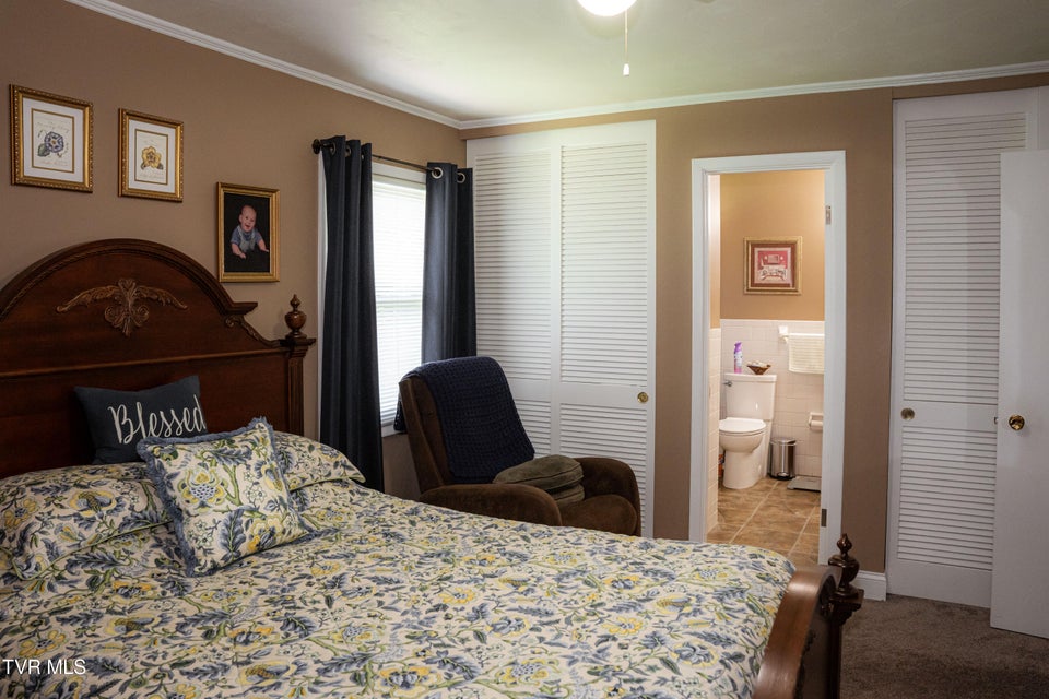 Photo #45: 300 Pinecrest Drive