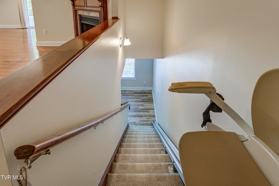 Photo #32: 28 Bridgewater Court