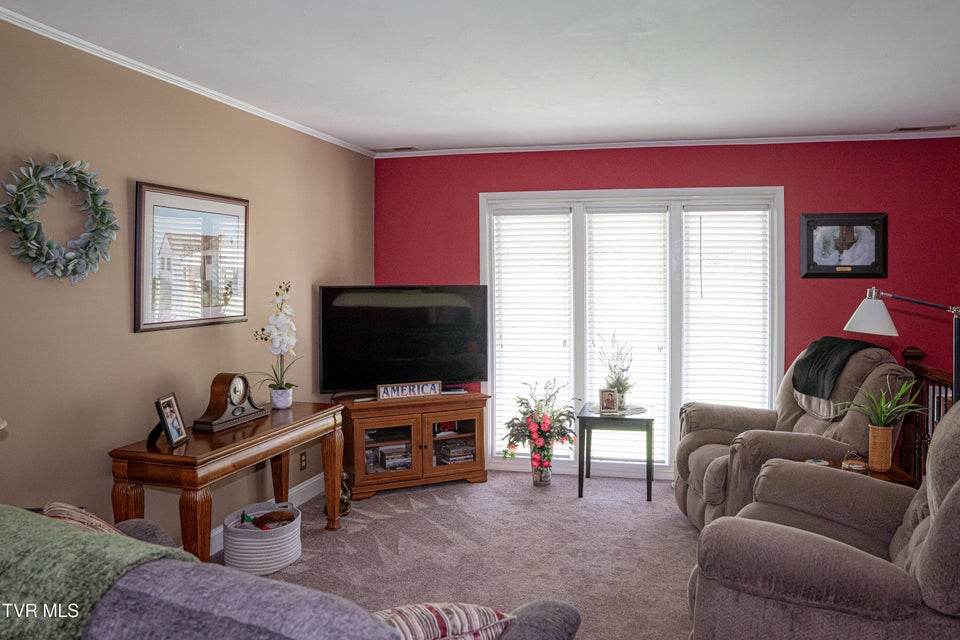 Photo #19: 300 Pinecrest Drive