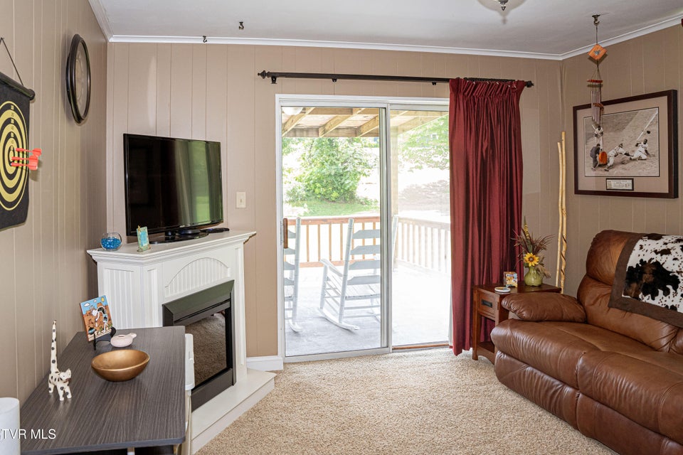 Photo #54: 300 Pinecrest Drive